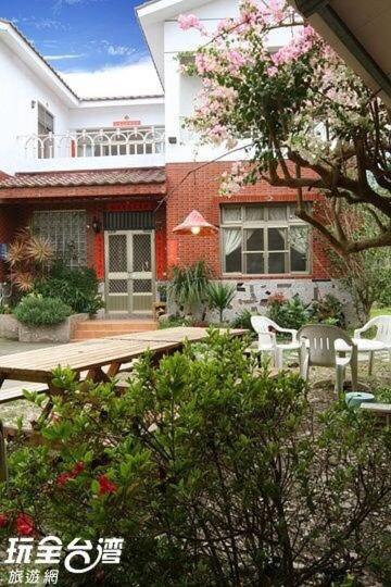 Dongguang Zhixing Homestay Ючи Екстериор снимка