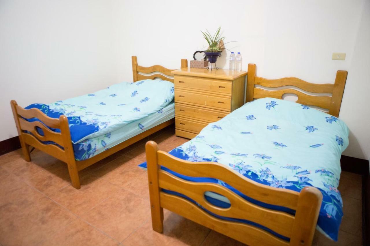 Dongguang Zhixing Homestay Ючи Екстериор снимка